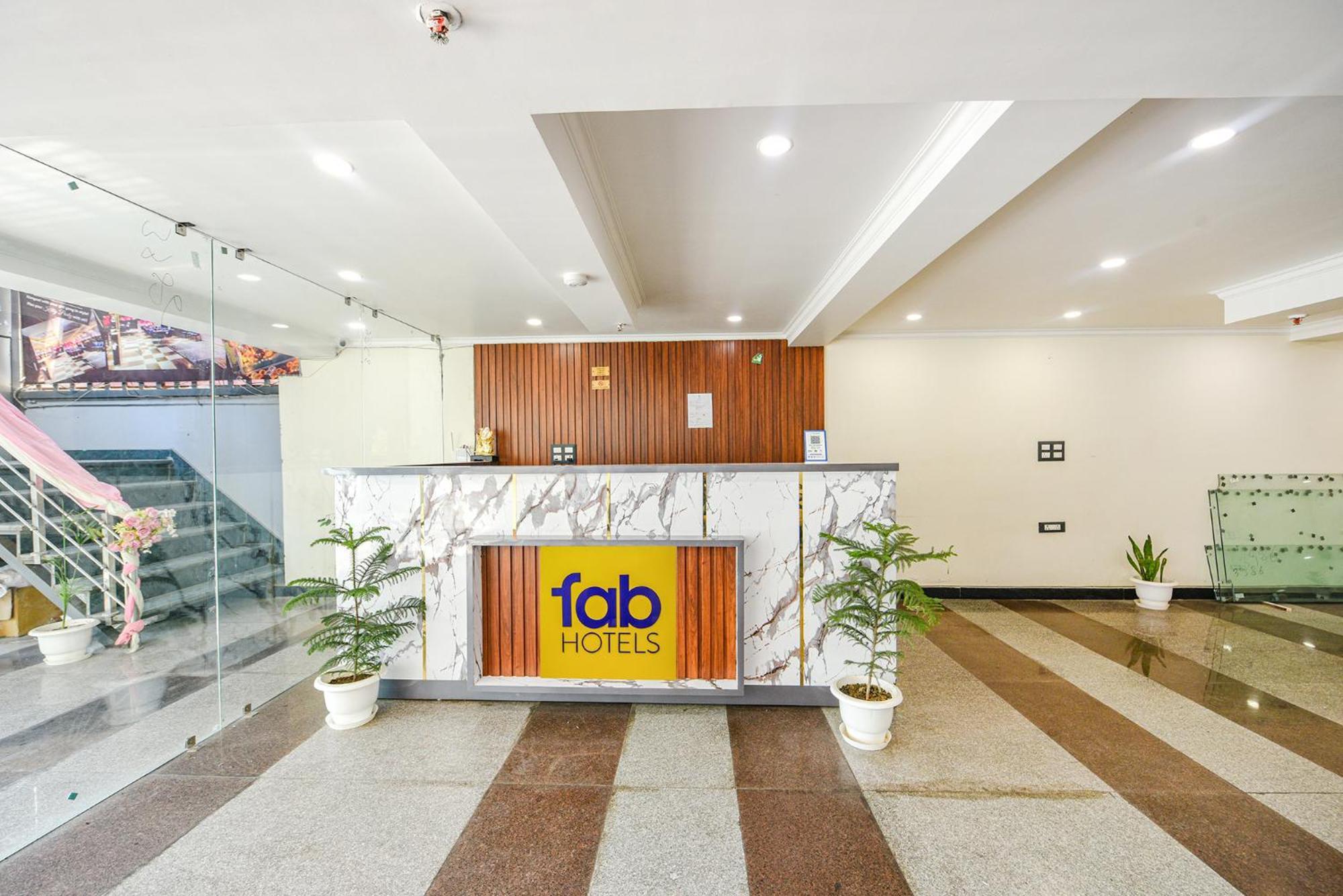 Fabhotel Prime Apple Tree Residency Nuova Delhi Esterno foto